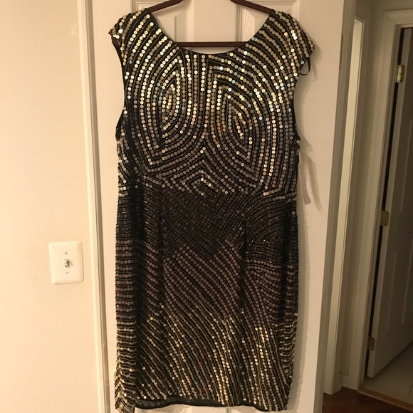Niteline Short Sequined Beaded Dress - Picture 2 of 4